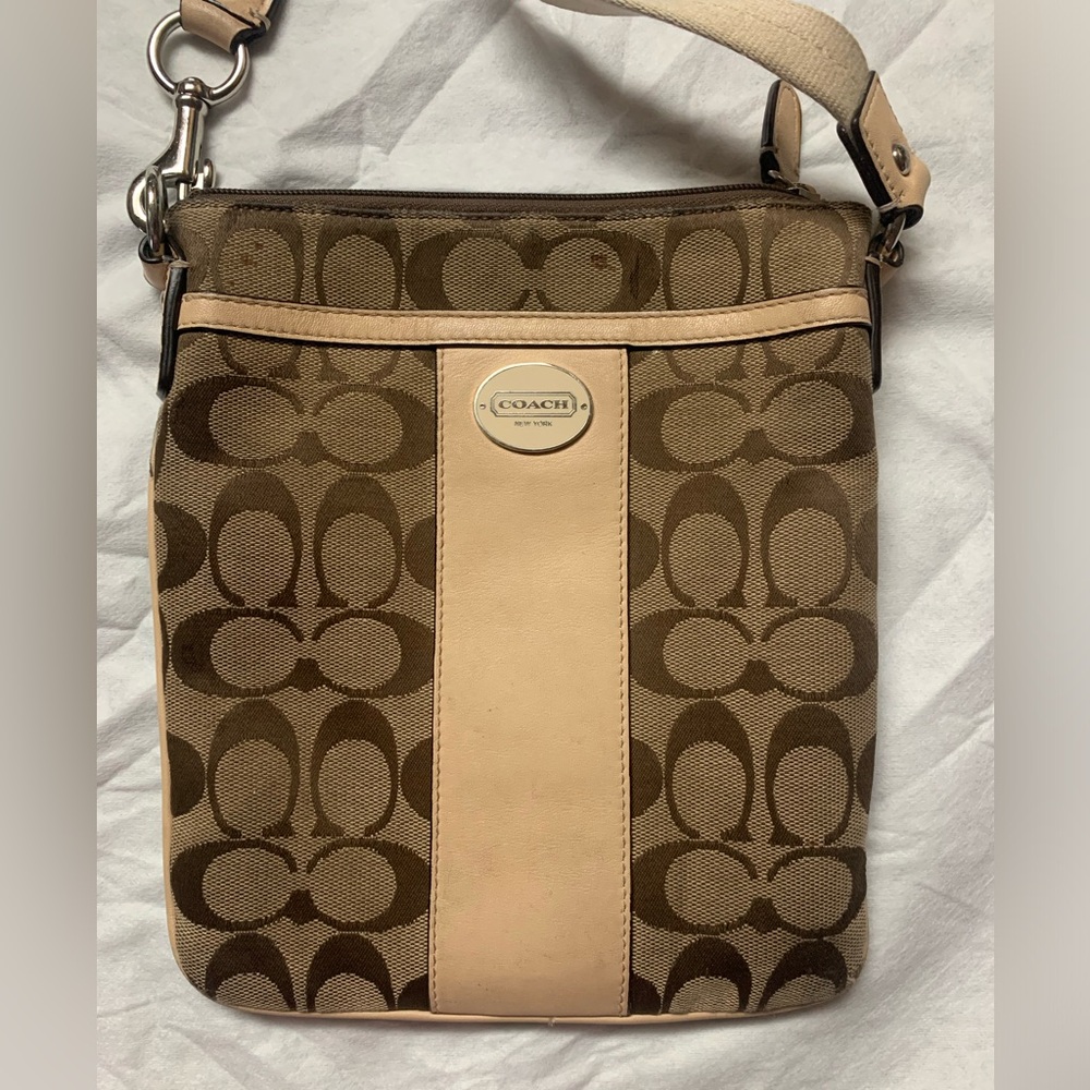 Classic Coach Crossbody